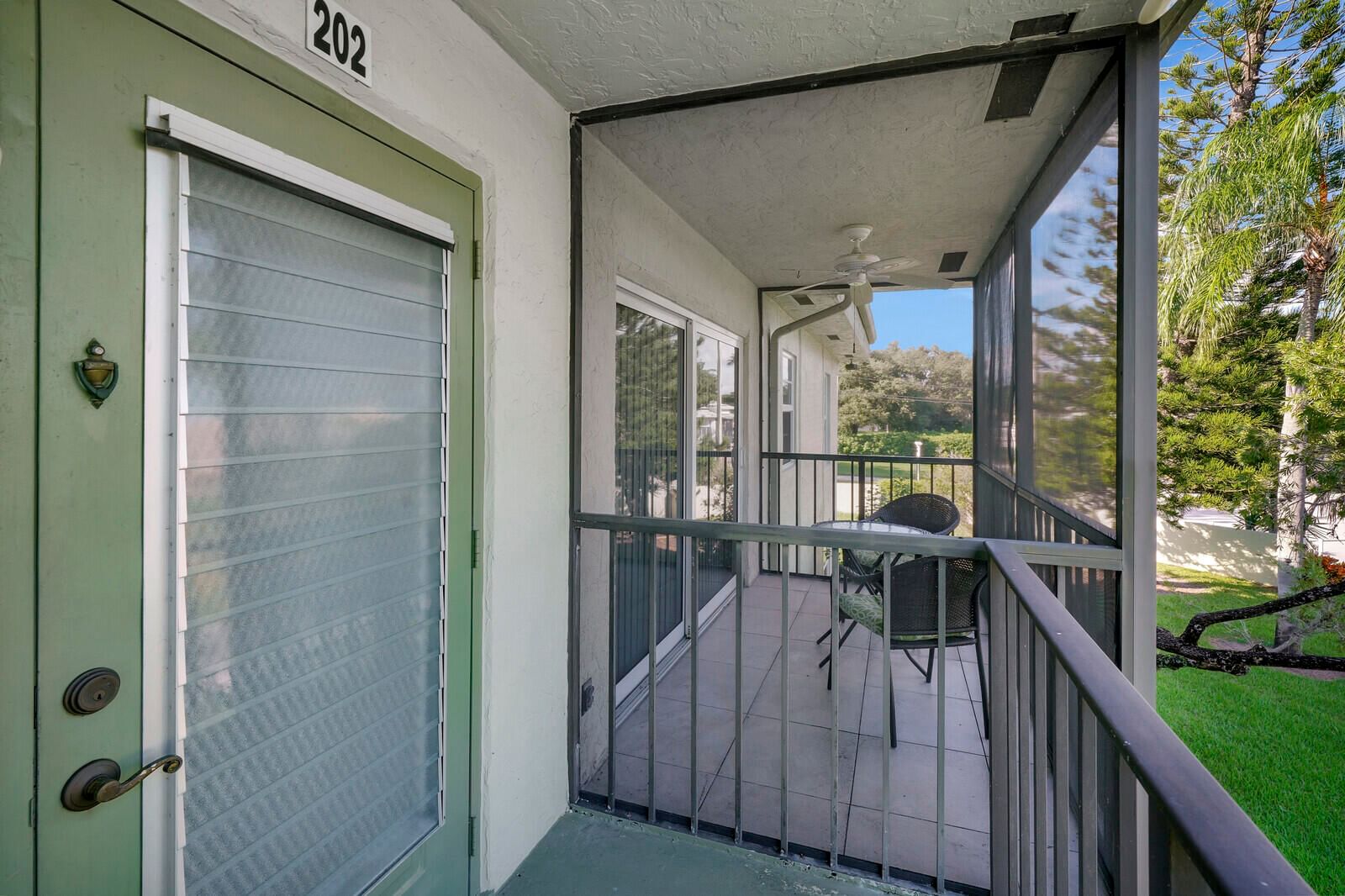 7547 S Oriole Boulevard #202, Delray Beach, FL 33446 photo 3