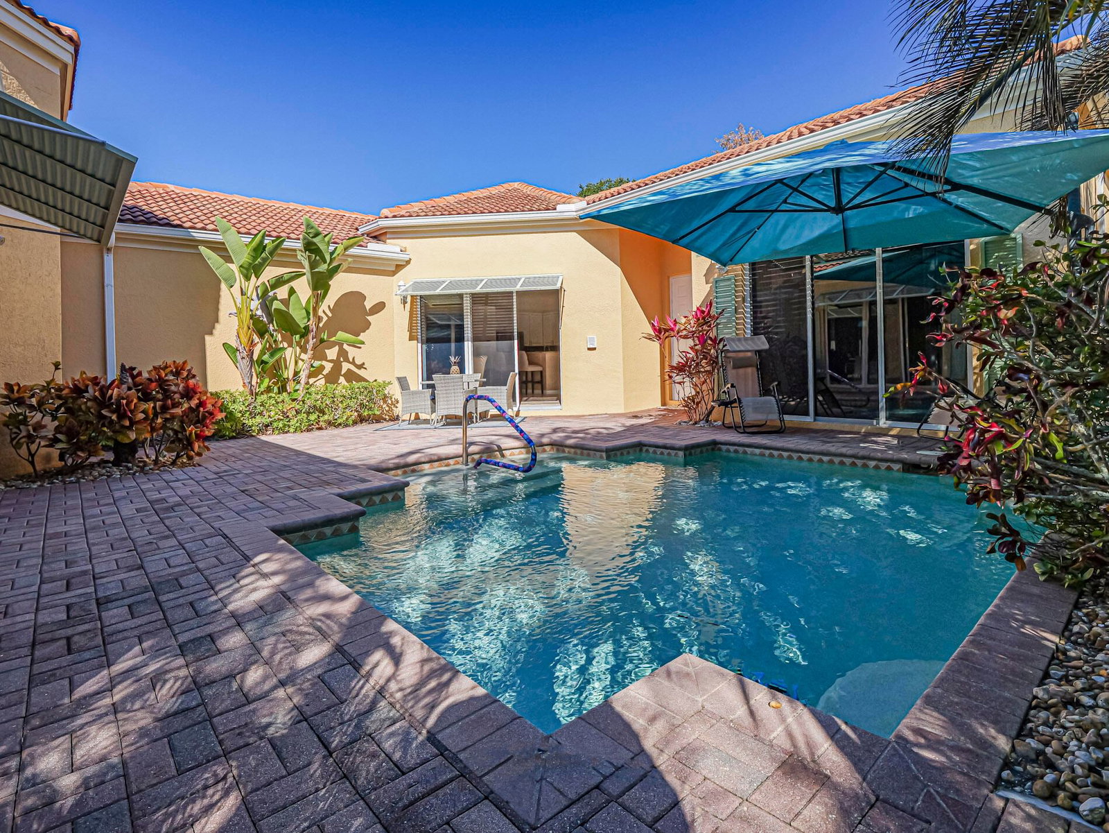 9630 E Maiden Court, Vero Beach, FL 32963 photo 3
