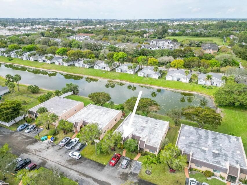 107 Lake Terry Drive, West Palm Beach, FL 33411 photo 2