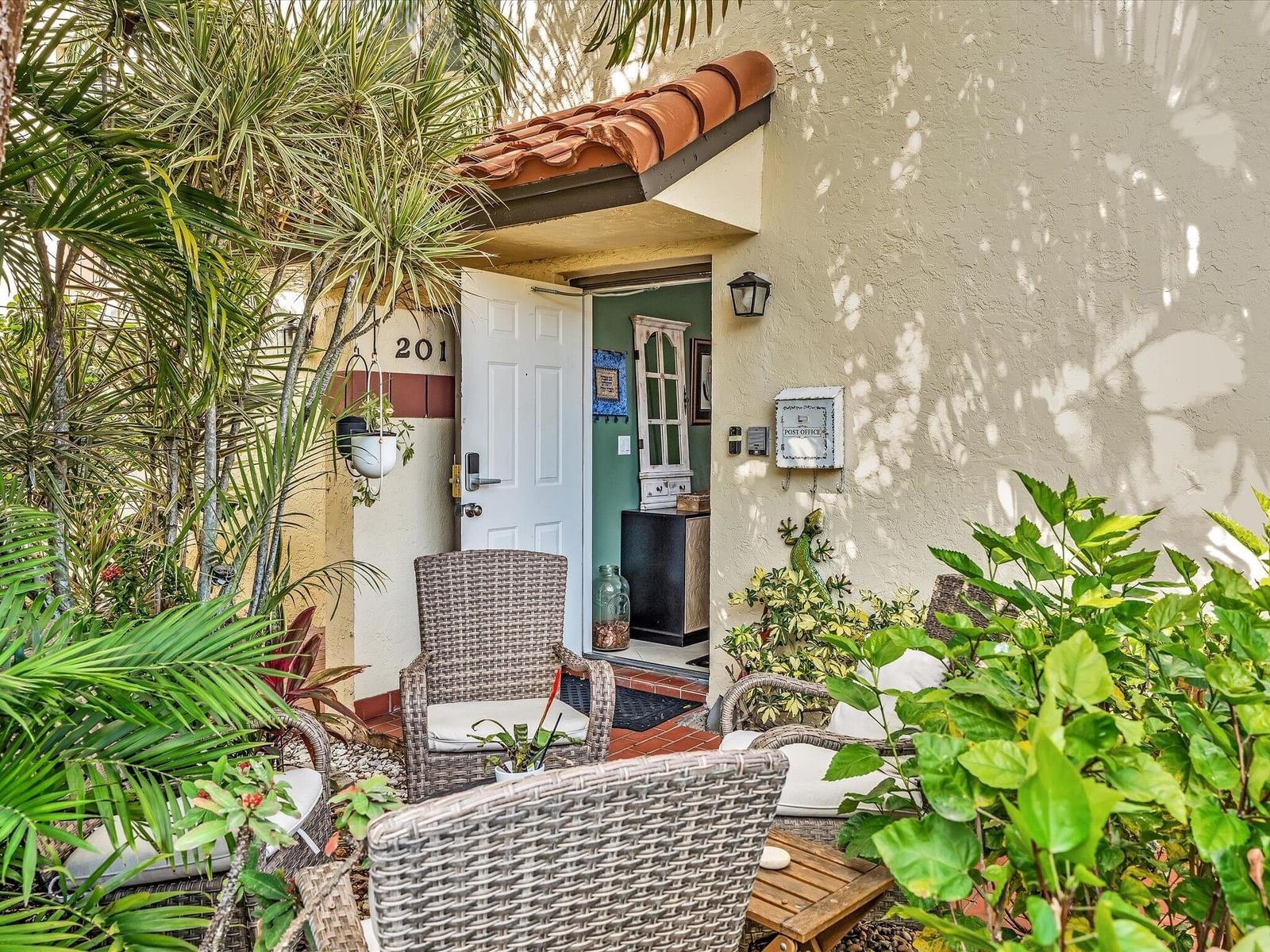 10215 N Circle Lake Drive #201, Boynton Beach, FL 33437 photo 4