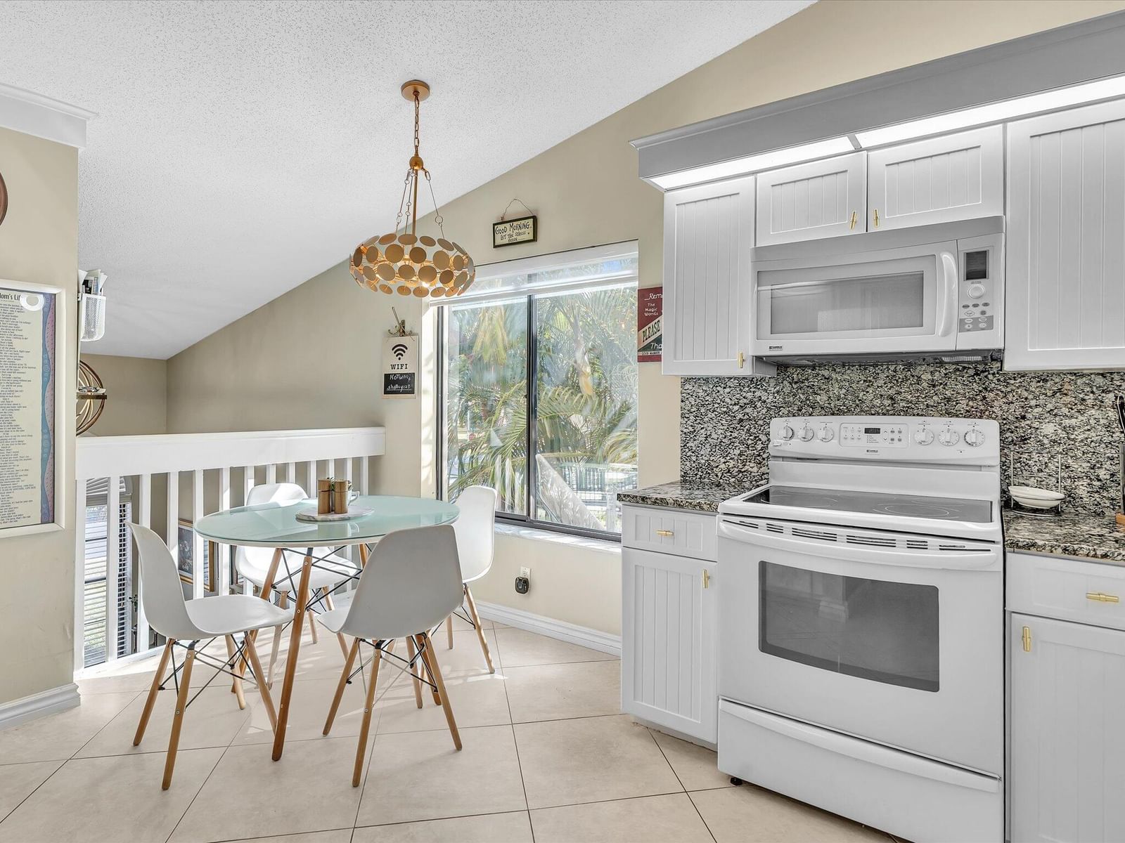 10215 N Circle Lake Drive #201, Boynton Beach, FL 33437 photo 5