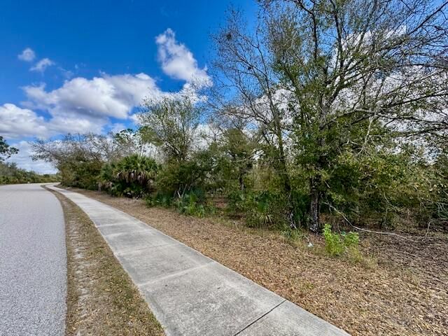4921 S Fairway Drive, Punta Gorda, FL 33982 photo 2