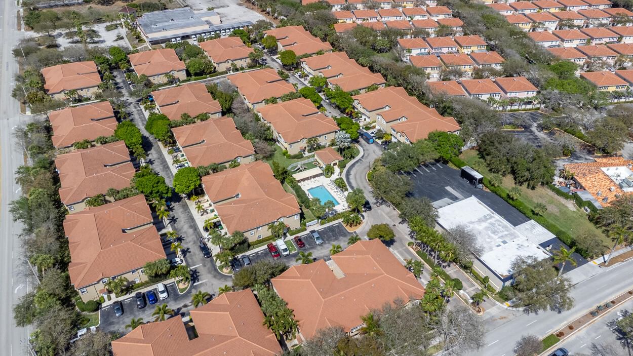 110 Lighthouse Circle #H, Tequesta, FL 33469 photo 3