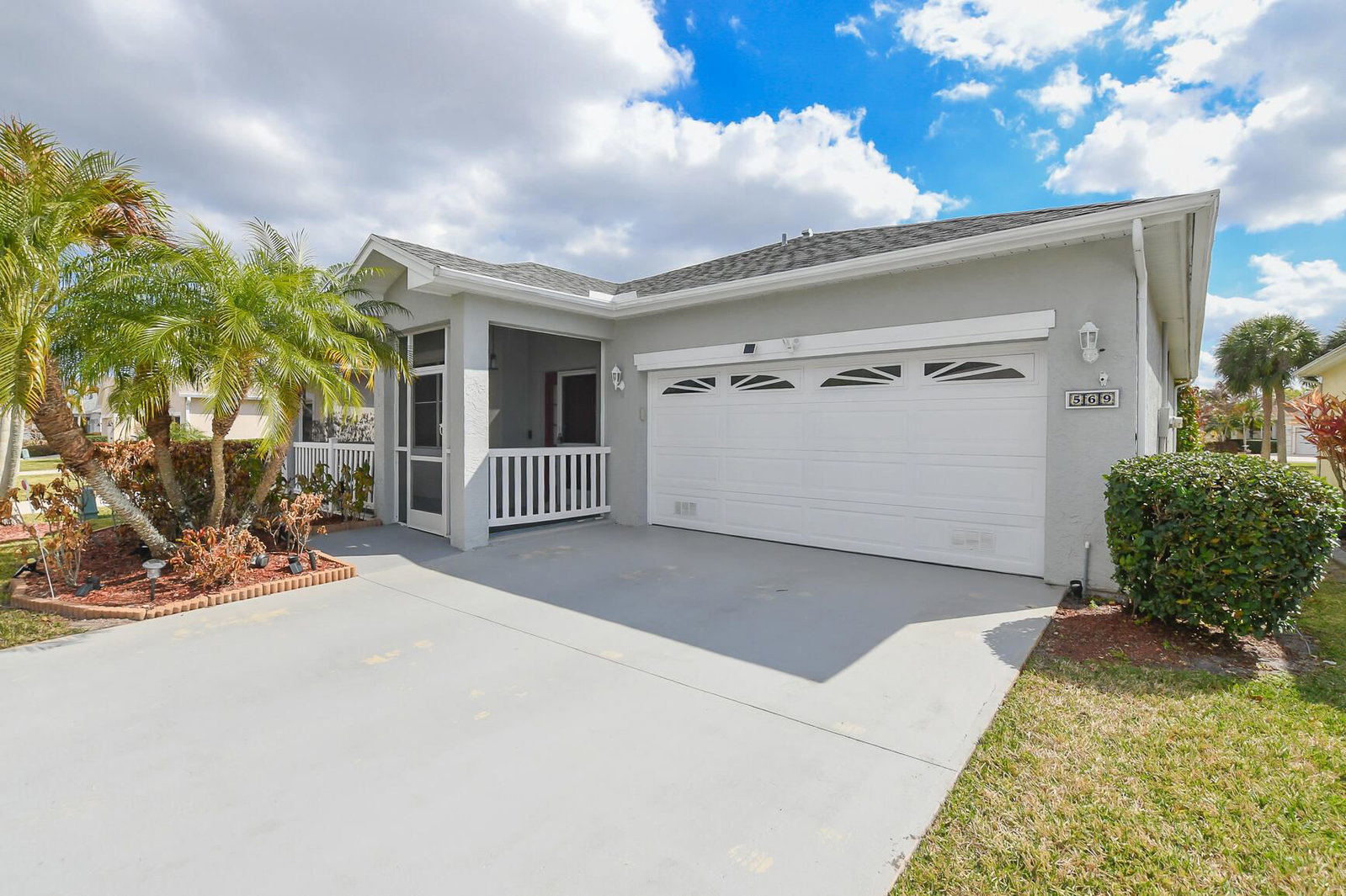 569 NW Cortina Lane, Port St Lucie, FL 34986 photo 4