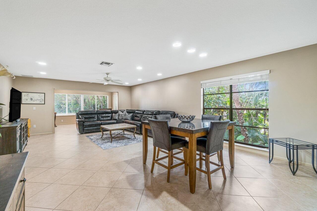 22 Westgate Lane #22h, Boynton Beach, FL 33436 photo 2