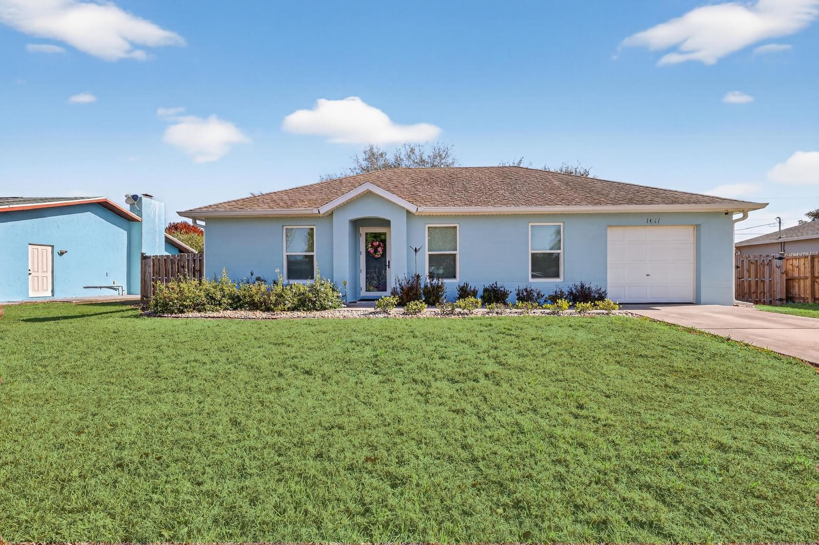 1011 SE Euclid Lane, Port St Lucie, FL 34983 photo 3