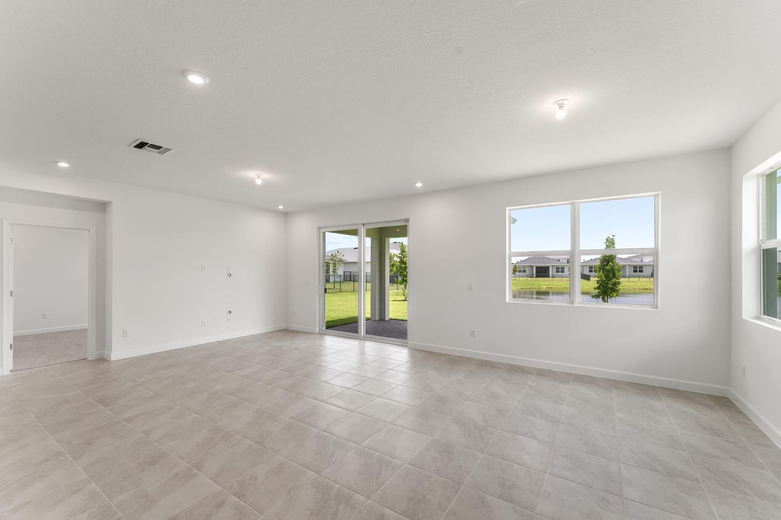 10952 SW Orana Drive, Port St Lucie, FL 34987 photo 3