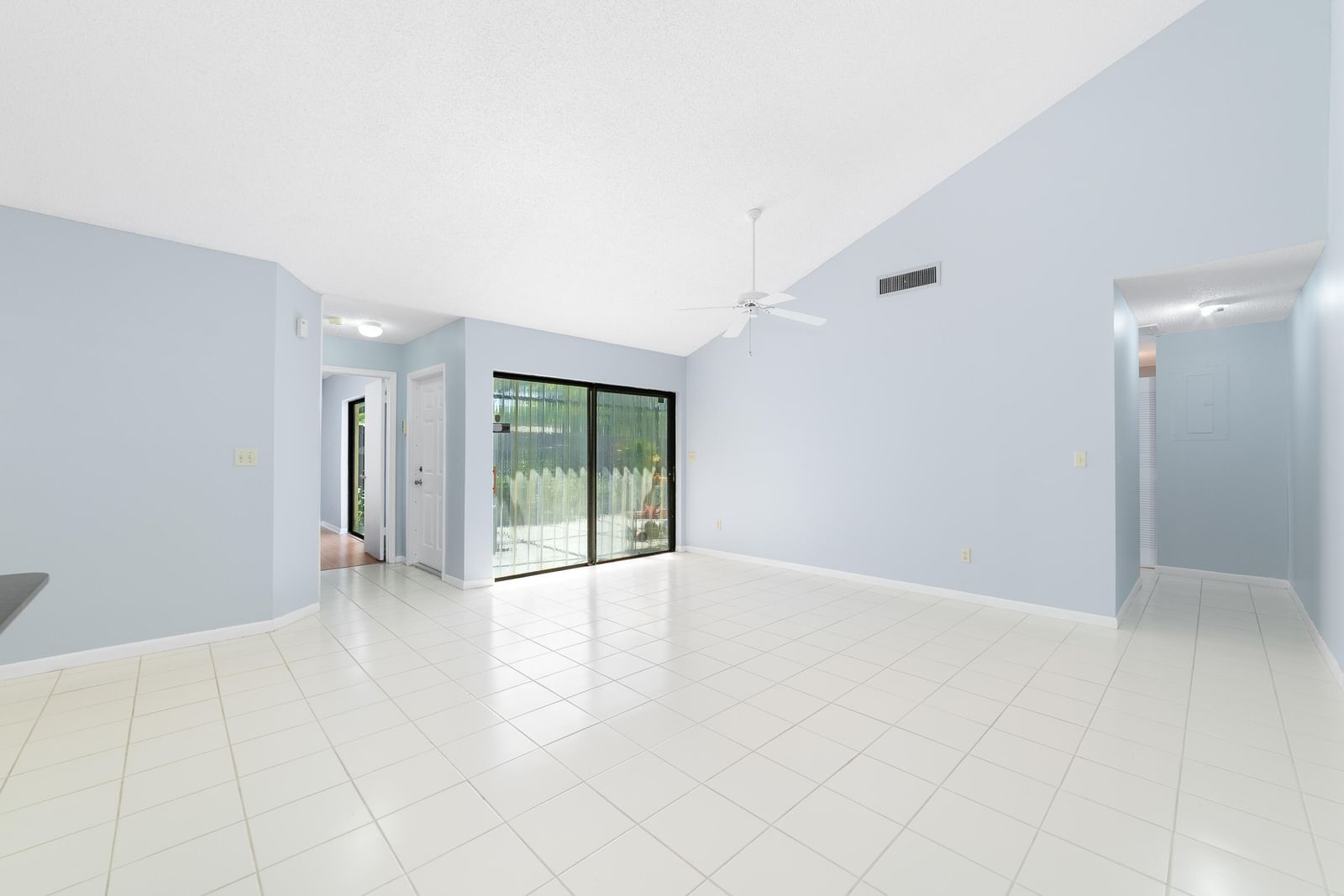 1139 Summit Trail Circle #A, West Palm Beach, FL 33415 photo 4