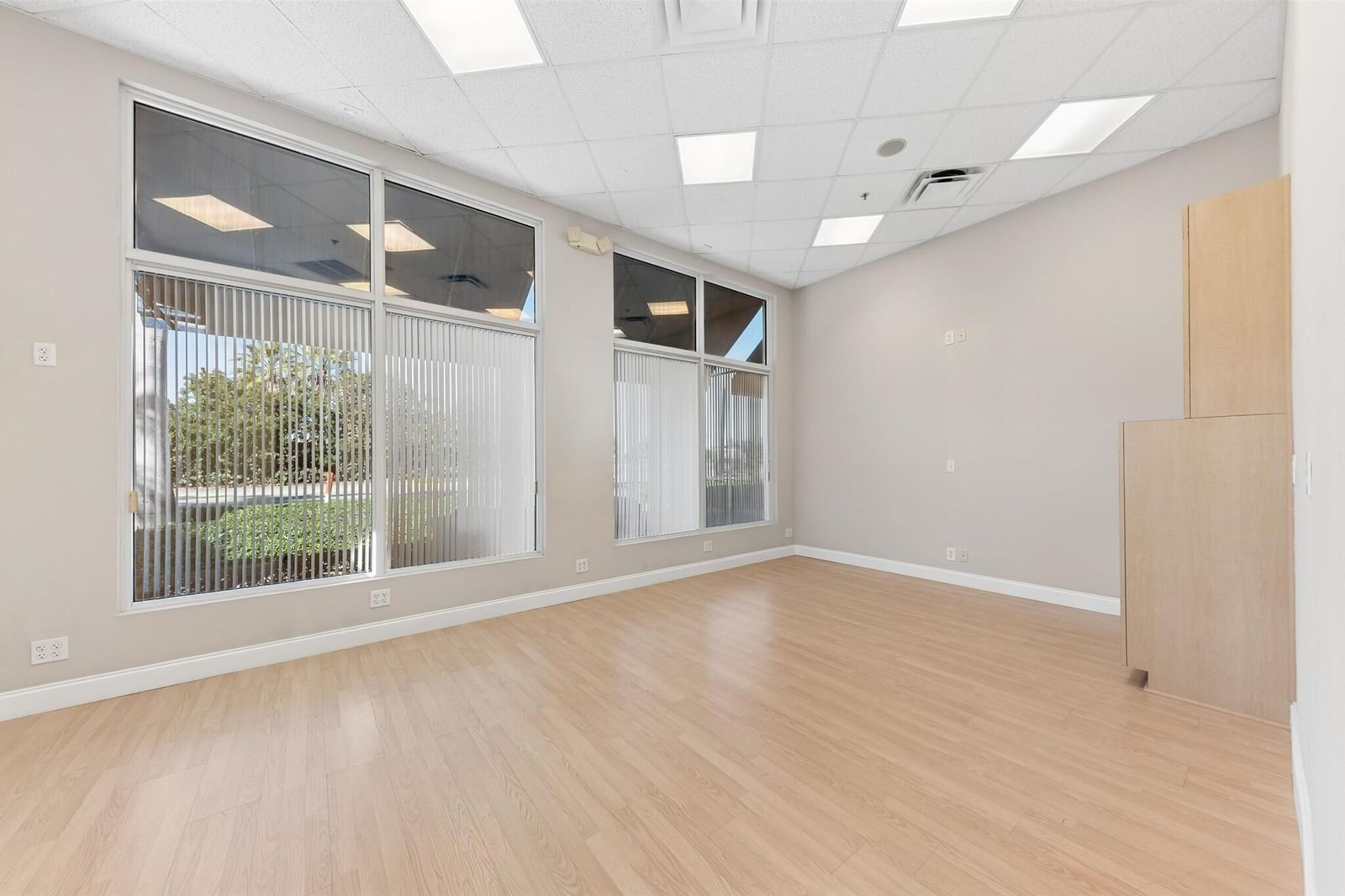 826 N Dixie Highway #11-15, Lantana, FL 33462 photo 5