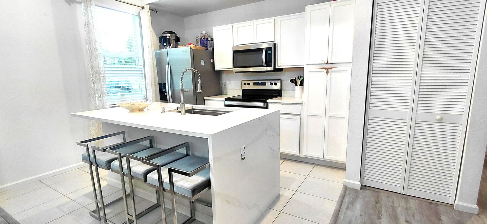 8878 Lake Worth Road #111, Lake Worth, FL 33467 photo 3