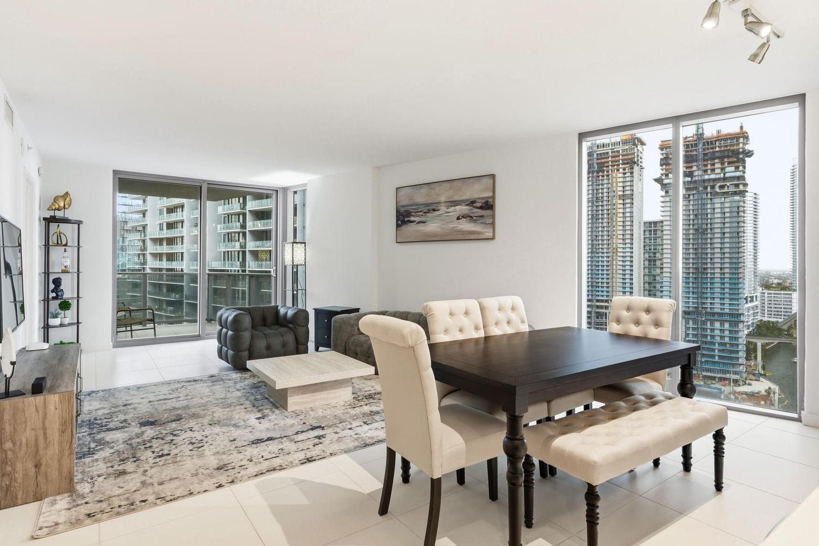 31 SE 6th Street #2601, Miami, FL 33131 photo 5
