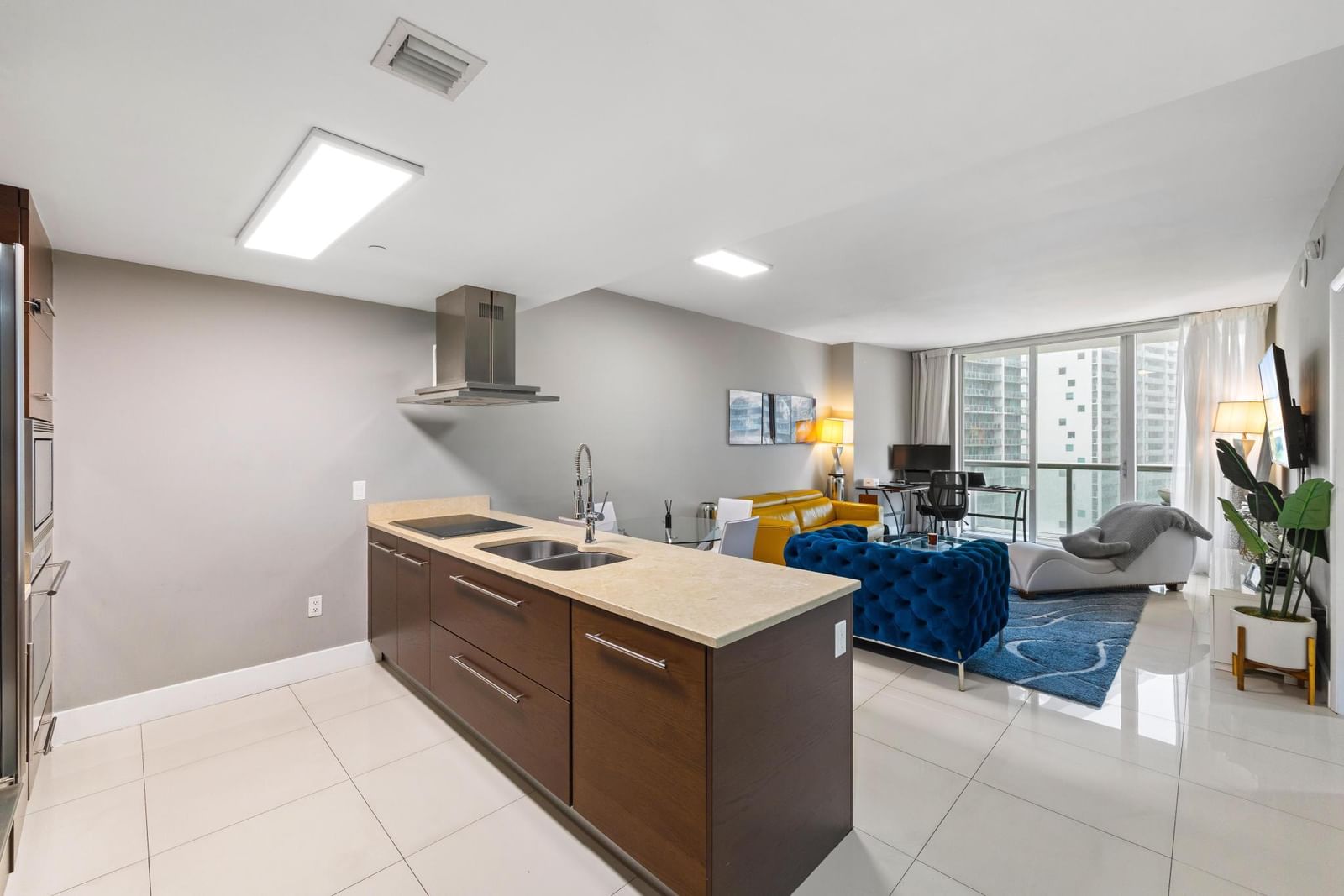 485 Brickell Avenue #2506, Miami, FL 33131 photo 3