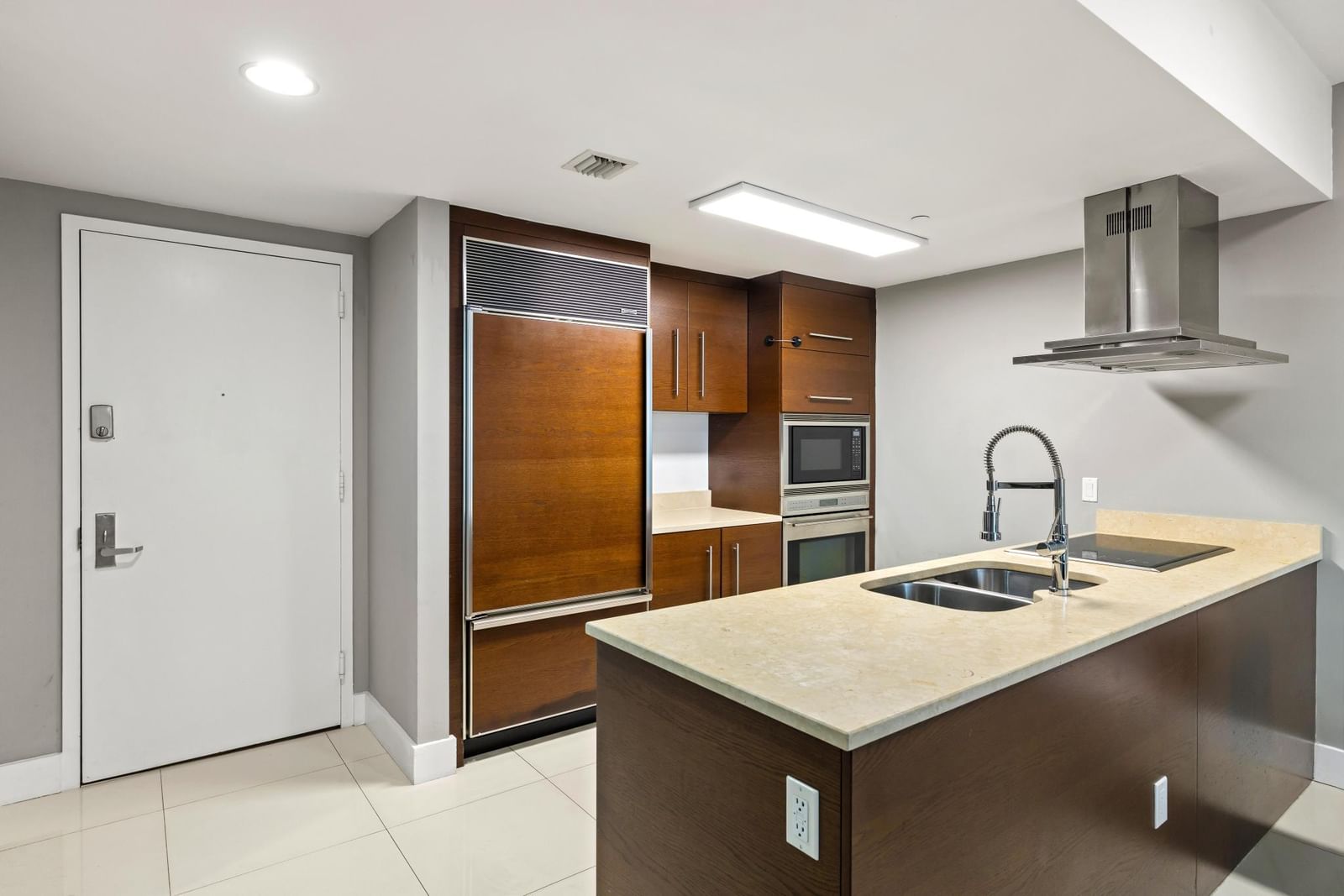 485 Brickell Avenue #2506, Miami, FL 33131 photo 5