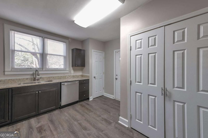 Photo 8 of 1333 Womack Avenue