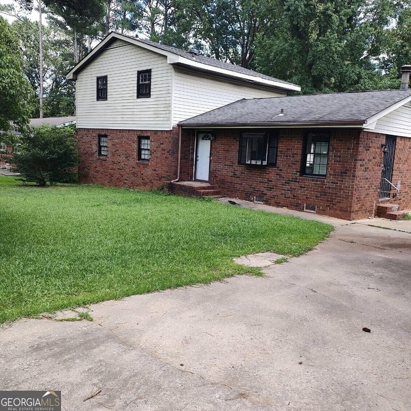 1217 Dove Court