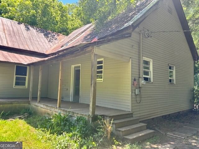 585 Huddleston Road