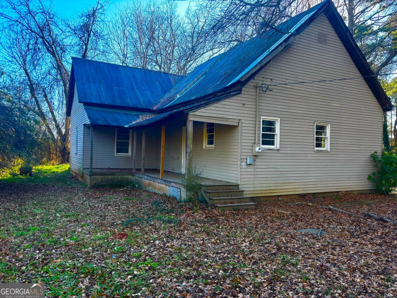 Photo 11 of 585 Huddleston Road