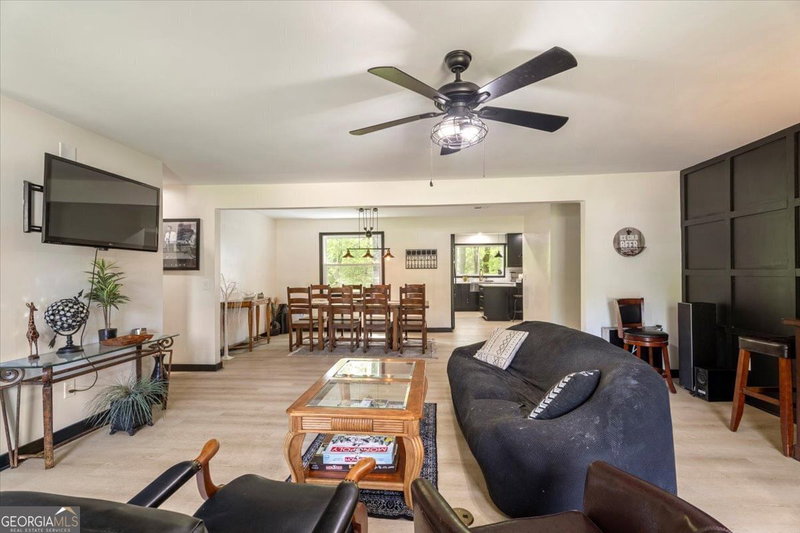Photo 8 of 165 Colony Circle