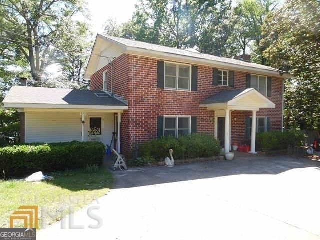 Photo 2 of 573 Lester Road