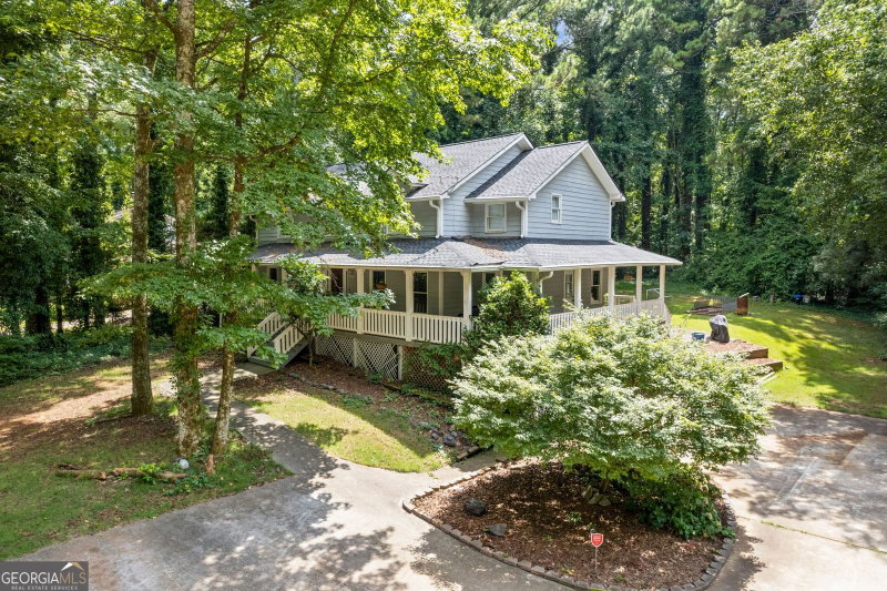 Photo 5 of 742 Mountain View Drive