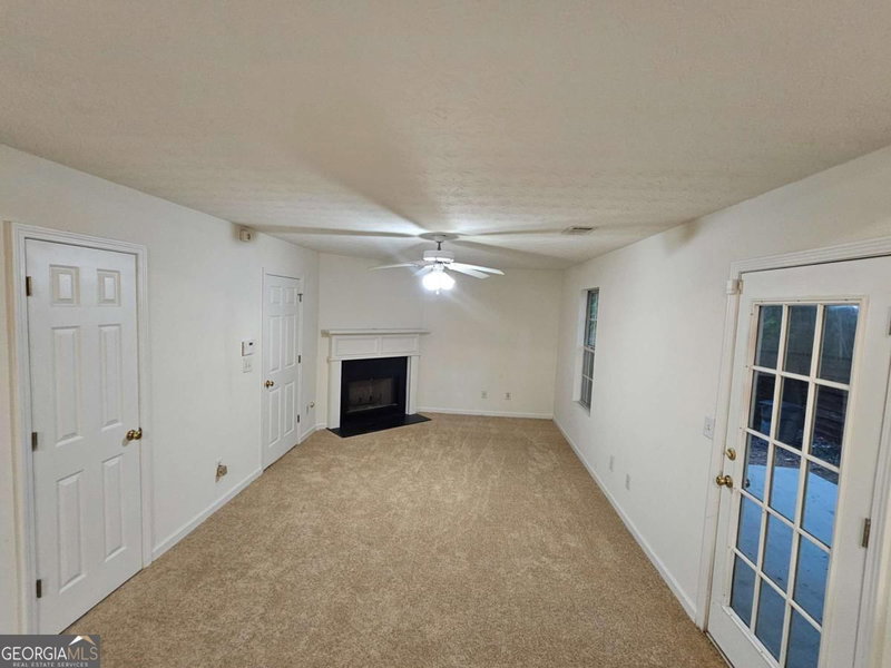 Photo 6 of 3287 River Lane SE