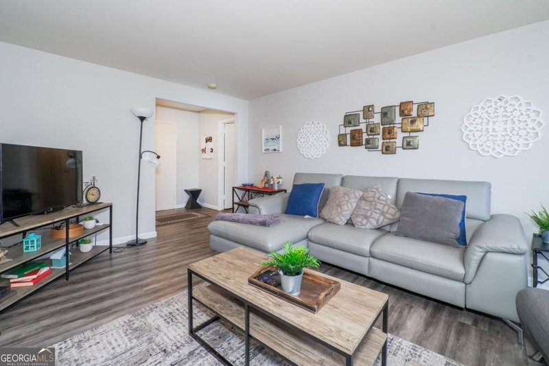 Photo 10 of 215 Piedmont Avenue NE #2108