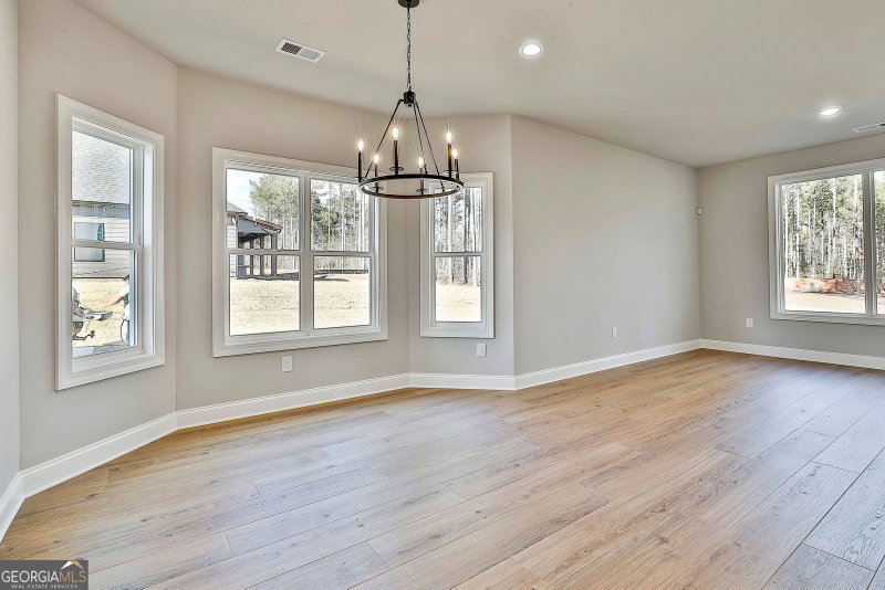 Photo 21 of 174 Tattersall Way #5-100