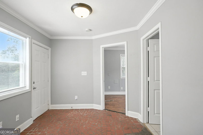 Photo 24 of 1807 Sylvan Road SW