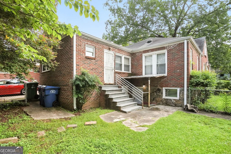 Photo 36 of 1807 Sylvan Road SW