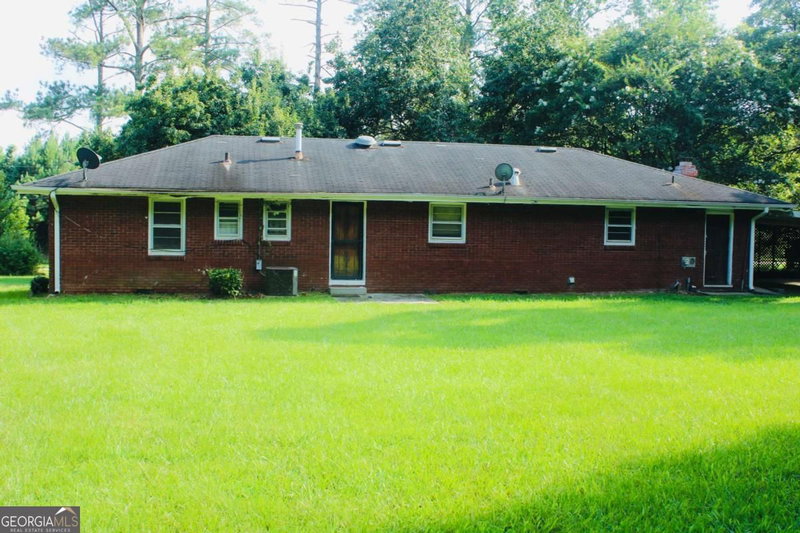 Photo 9 of 4460 STONEWALL TELL Road