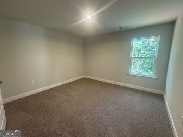Photo 14 of 936 Eagle Heights Drive