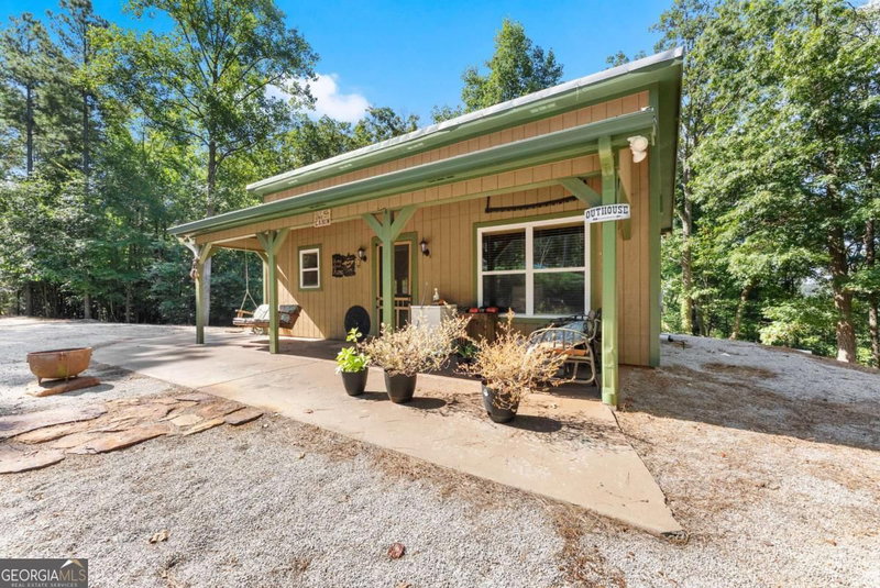 318 Jim Grizzle Road