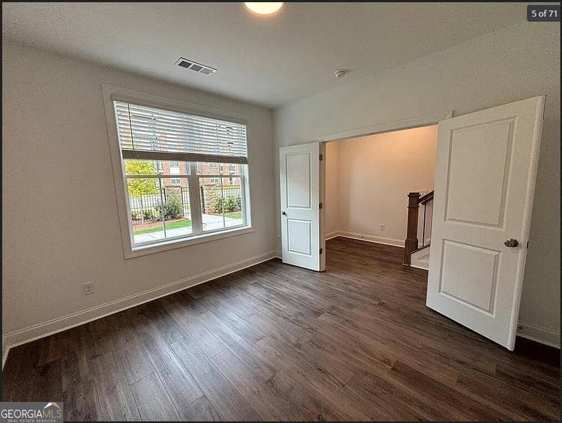 Photo 3 of 104 Brackley Drive