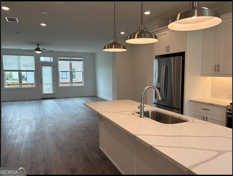 Photo 7 of 104 Brackley Drive