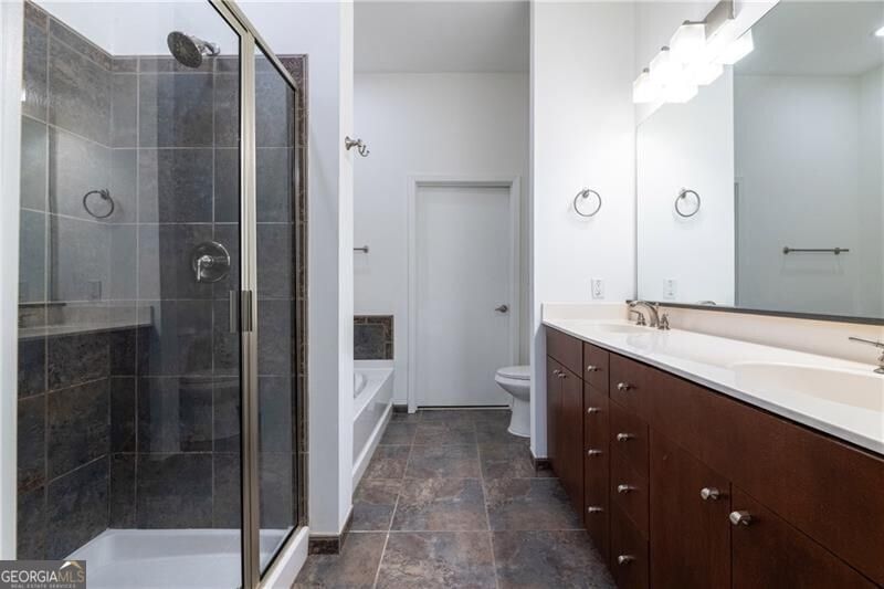Photo 13 of 425 Chapel Street SW #2108