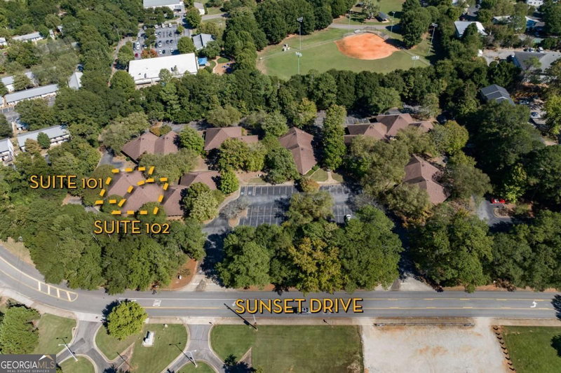 Photo 7 of 700 Sunset Drive