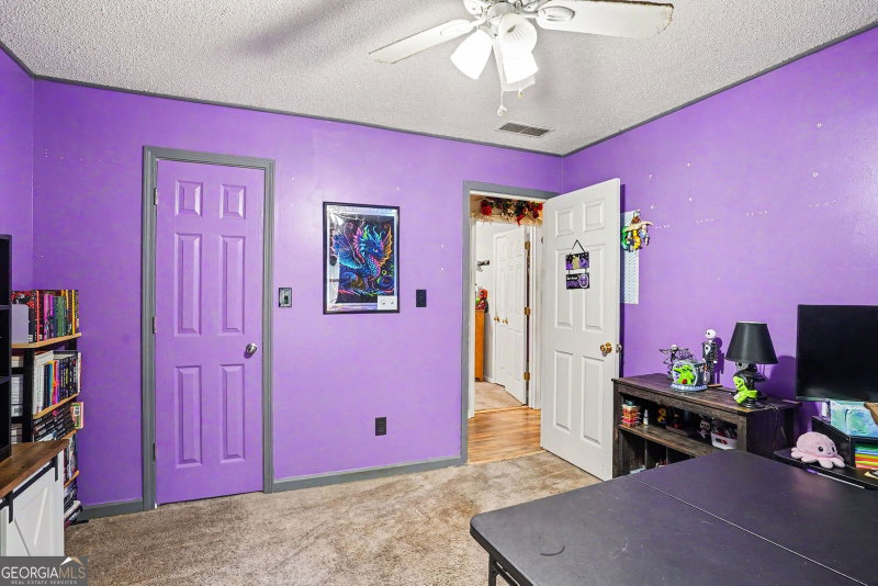 Photo 13 of 205 Woodcrest Drive