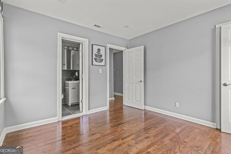 Photo 19 of 1053 Blount Place
