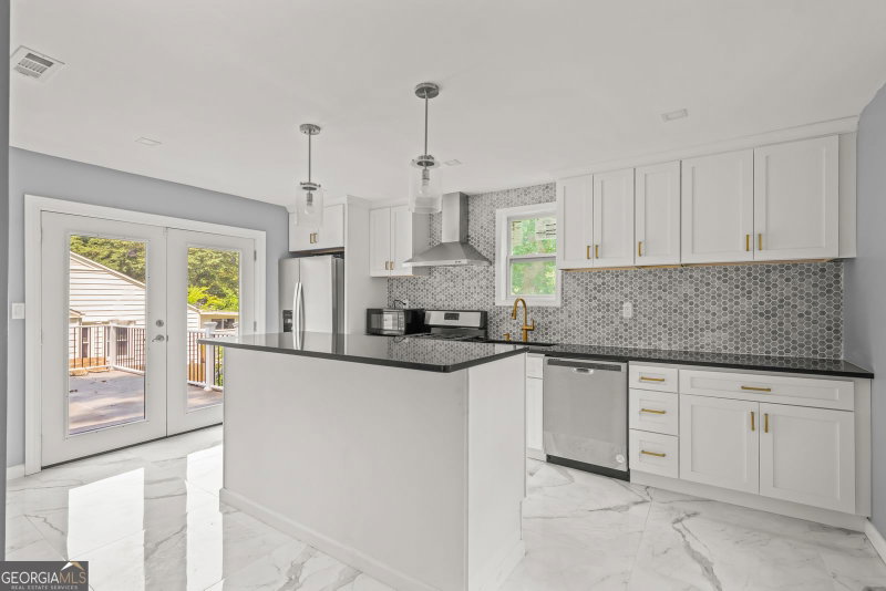 Photo 10 of 1053 Blount Place