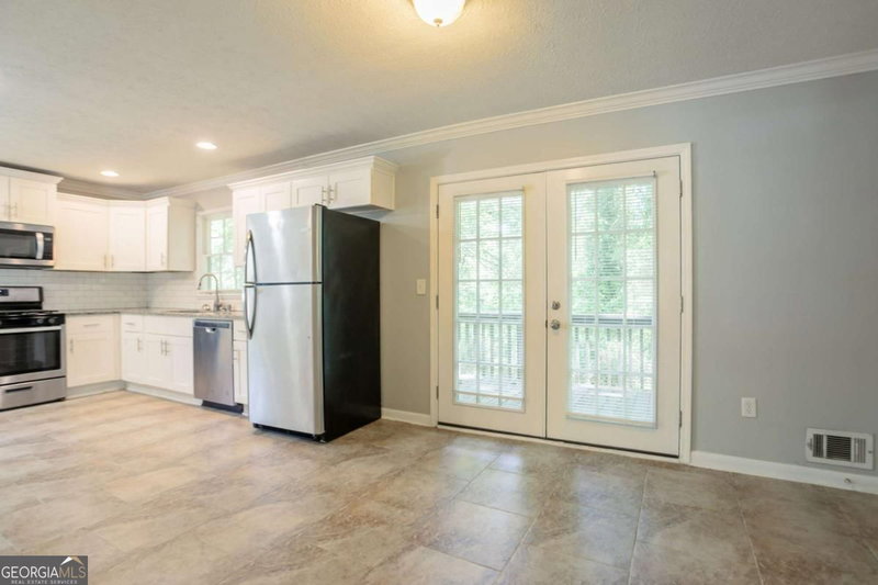 Photo 18 of 802 San Miguel Drive