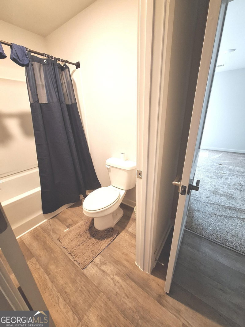 Photo 16 of 1105 Laflor Way