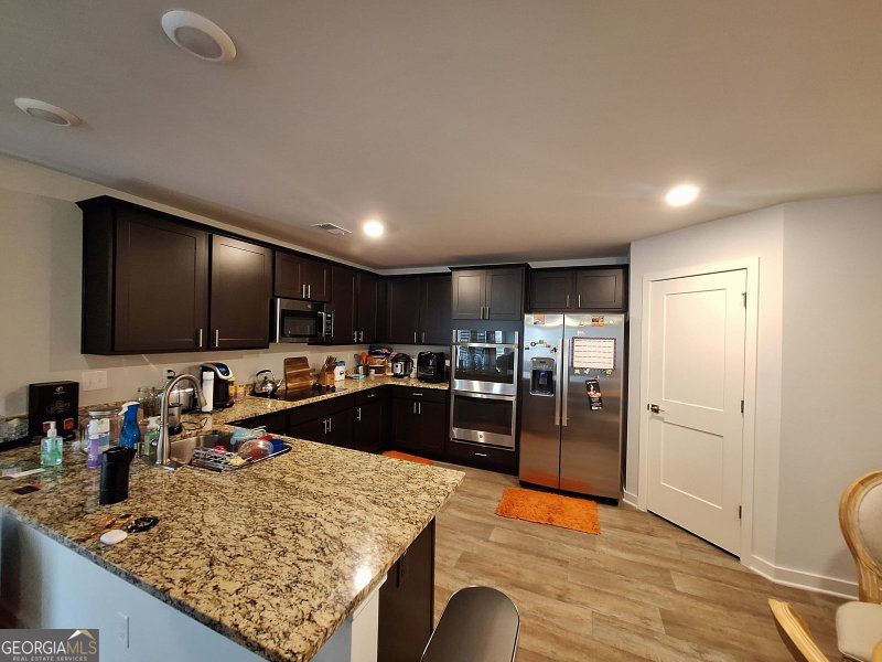 Photo 4 of 1105 Laflor Way