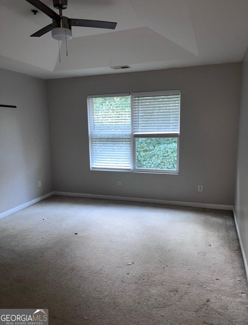 Photo 13 of 109 Ellis Drive