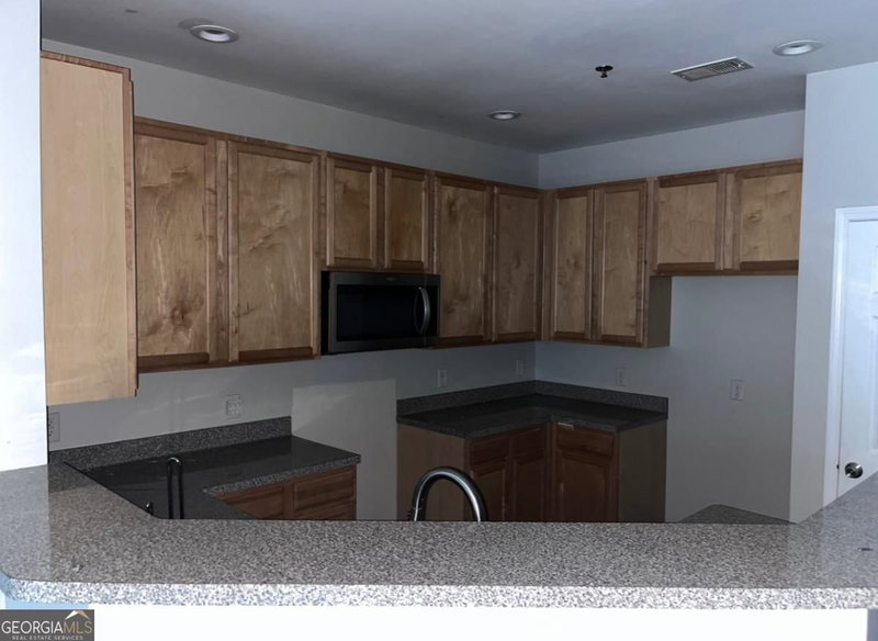 Photo 5 of 109 Ellis Drive