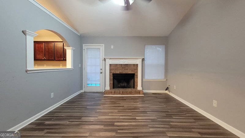 Photo 8 of 570 Sycamore Drive