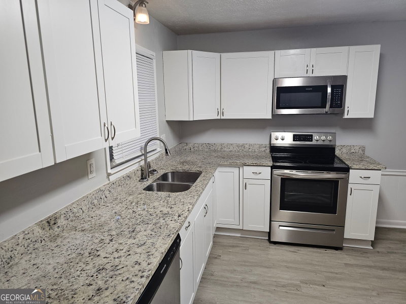 Photo 2 of 2858 Davidson Drive #2858
