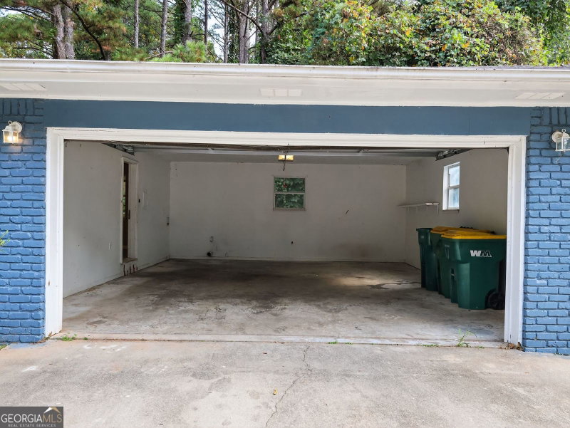 Photo 8 of 4598 Ashmore Drive