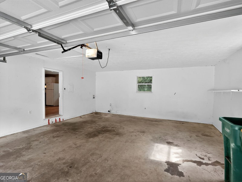 Photo 9 of 4598 Ashmore Drive