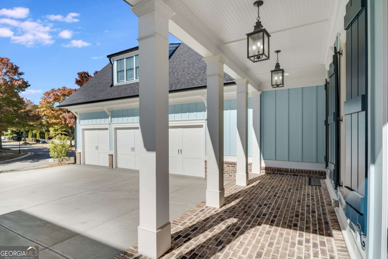 Photo 6 of 2030 Greenleffe Drive