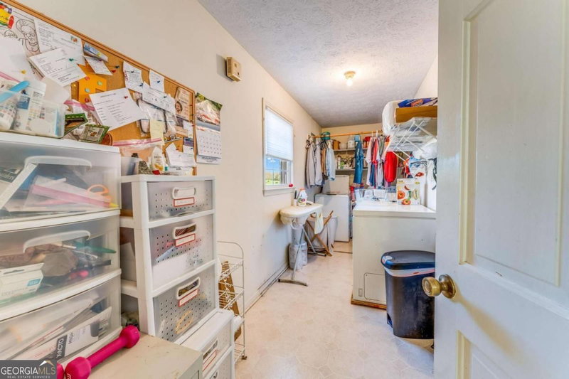 Photo 21 of 417 Pulliam Lane
